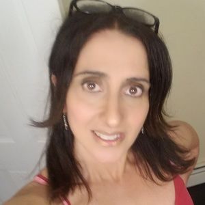 Meet your Posher, Jackeline